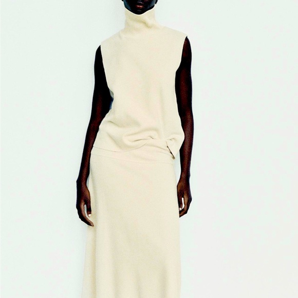 Zara SET - Picture 1 of 1